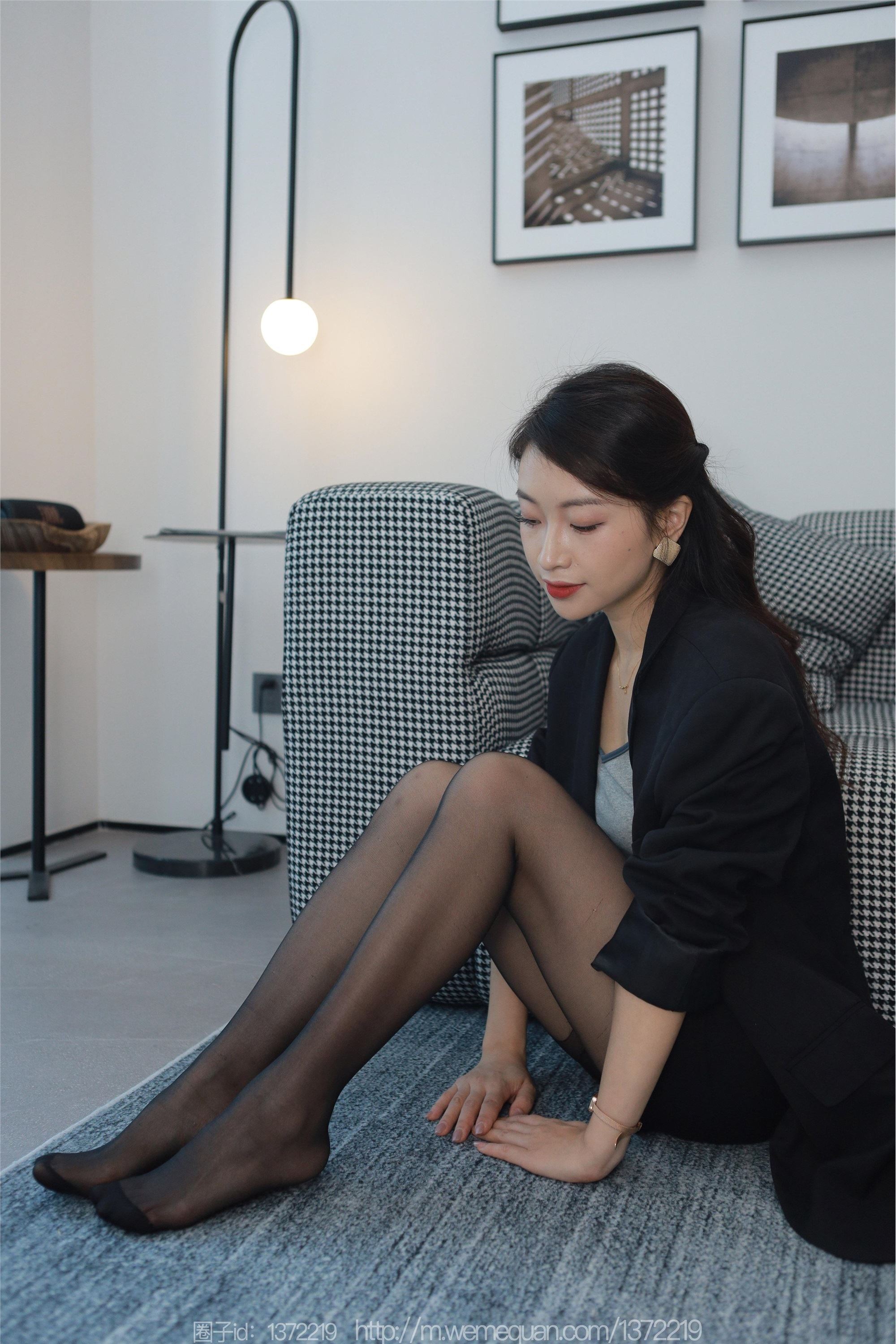 IESS异思趣向  2023.07.27 丝享家 1491 小婕《黑金高跟鞋》